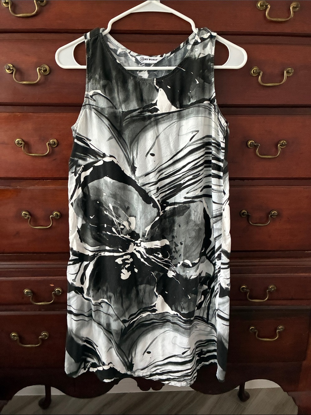 Jams World Black & White Abstract Shift Dress